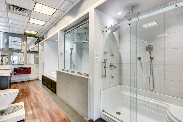 Grohe showerheads and fixtures in showroom