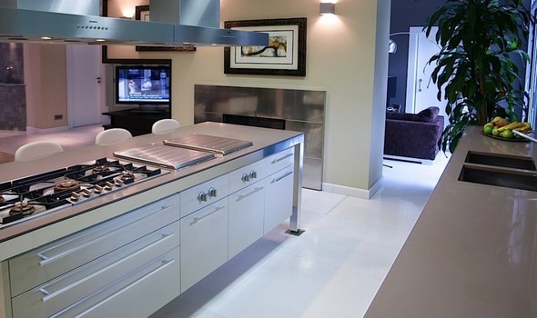 Modern kitchen with Silestone countertops